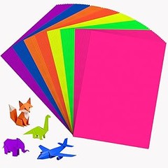 Descubre alternativas a las cartulinas fluorescentes en manualidades infantiles